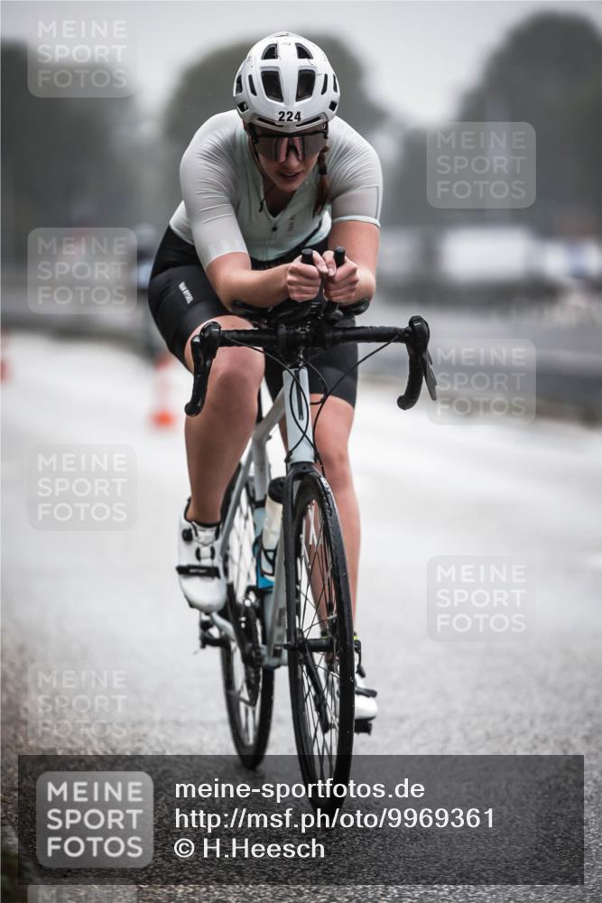 16.08.2026 - KN Förde Triathlon 2026 H.Heesch http://msf.ph/oto/9969361 16.08.2026 09:48:47 Radfahren 200, 201, 224 meine-sportfotos.de