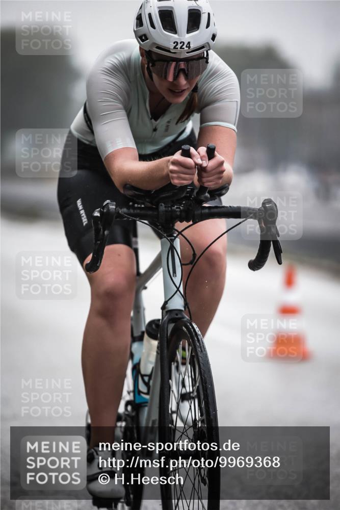 16.08.2026 - KN Förde Triathlon 2026 H.Heesch http://msf.ph/oto/9969368 16.08.2026 09:48:47 Radfahren 200, 201, 224 meine-sportfotos.de