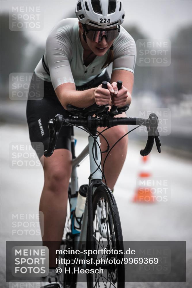 16.08.2026 - KN Förde Triathlon 2026 H.Heesch http://msf.ph/oto/9969369 16.08.2026 09:48:47 Radfahren 200, 201, 224 meine-sportfotos.de