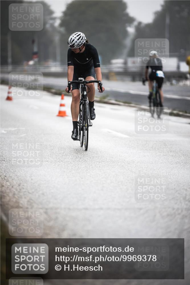16.08.2026 - KN Förde Triathlon 2026 H.Heesch http://msf.ph/oto/9969378 16.08.2026 09:49:04 Radfahren 190, 198 meine-sportfotos.de