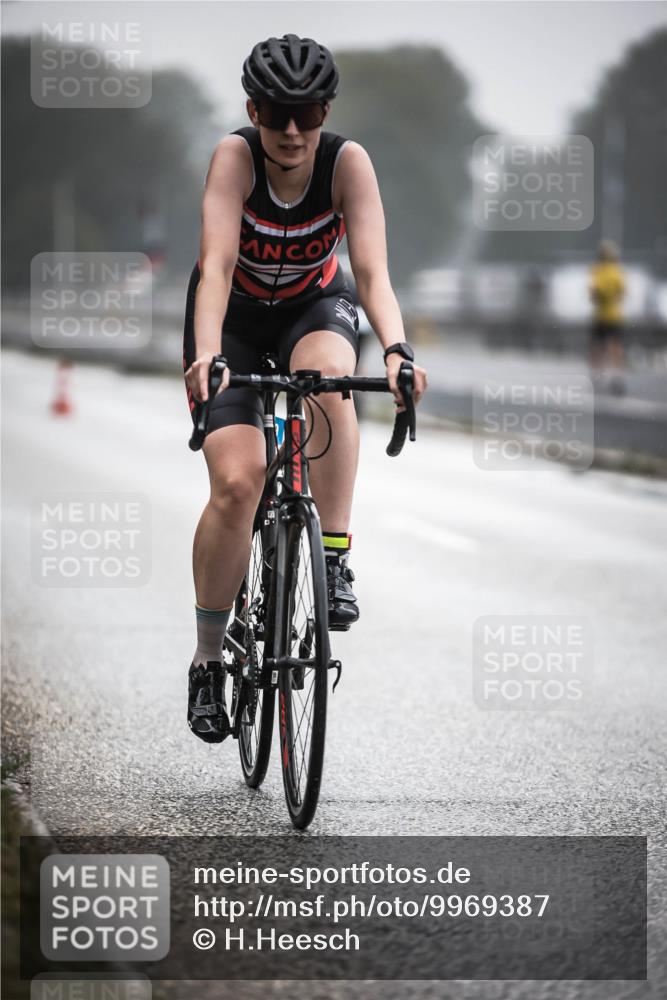 16.08.2026 - KN Förde Triathlon 2026 H.Heesch http://msf.ph/oto/9969387 16.08.2026 09:49:06 Radfahren 169, 190, 198 meine-sportfotos.de