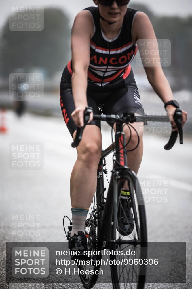 16.08.2026 - KN Förde Triathlon 2026 H.Heesch http://msf.ph/oto/9969396 16.08.2026 09:49:06 Radfahren 169, 190, 198 meine-sportfotos.de