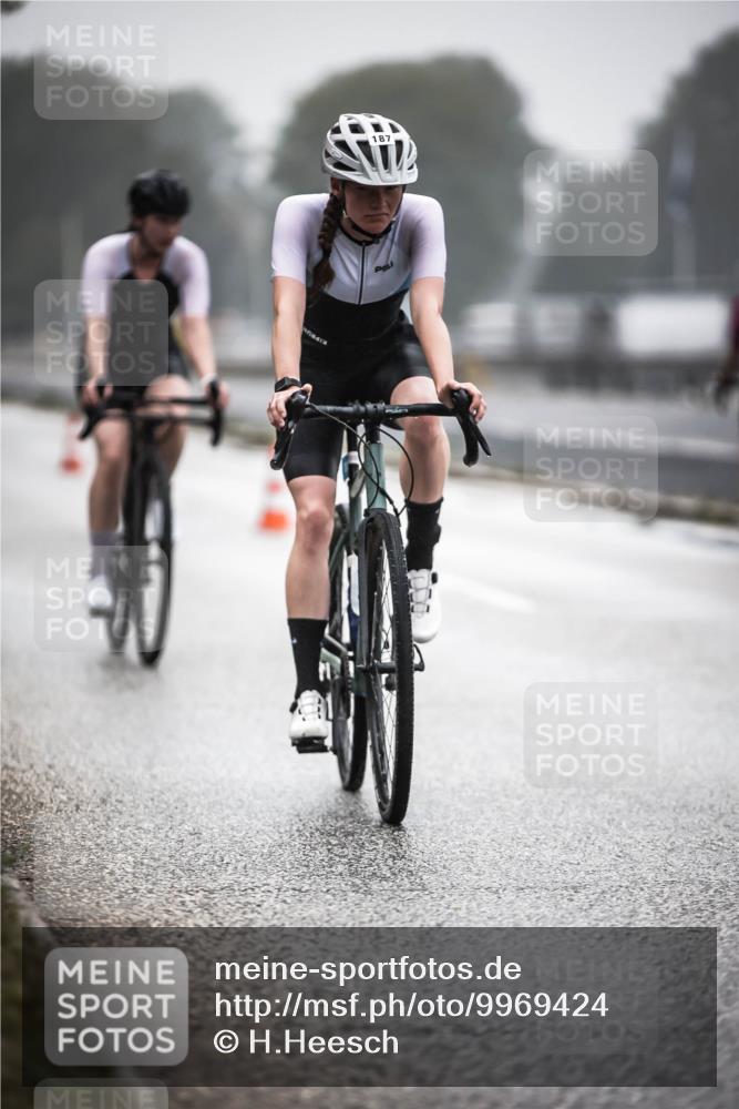 16.08.2026 - KN Förde Triathlon 2026 H.Heesch http://msf.ph/oto/9969424 16.08.2026 09:49:28 Radfahren 118, 161, 164, 178, 187, 189, 192, 253, 255 meine-sportfotos.de