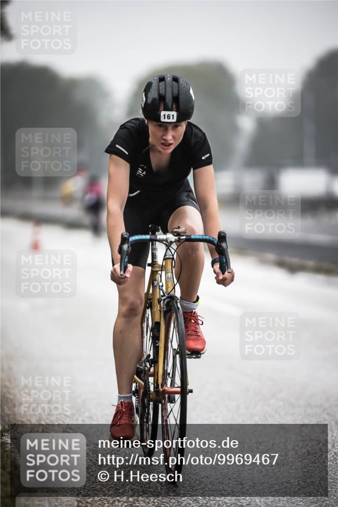 16.08.2026 - KN Förde Triathlon 2026 H.Heesch http://msf.ph/oto/9969467 16.08.2026 09:49:33 Radfahren 118, 122, 161, 164, 189, 191, 192, 253 meine-sportfotos.de
