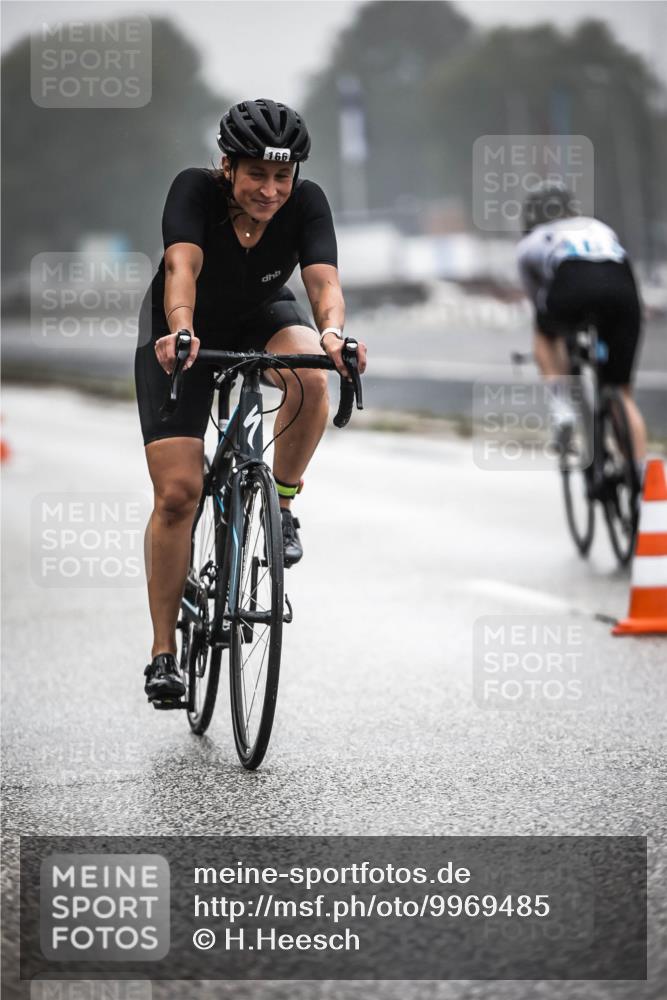 16.08.2026 - KN Förde Triathlon 2026 H.Heesch http://msf.ph/oto/9969485 16.08.2026 09:49:39 Radfahren 122, 159, 163, 166, 191, 265 meine-sportfotos.de