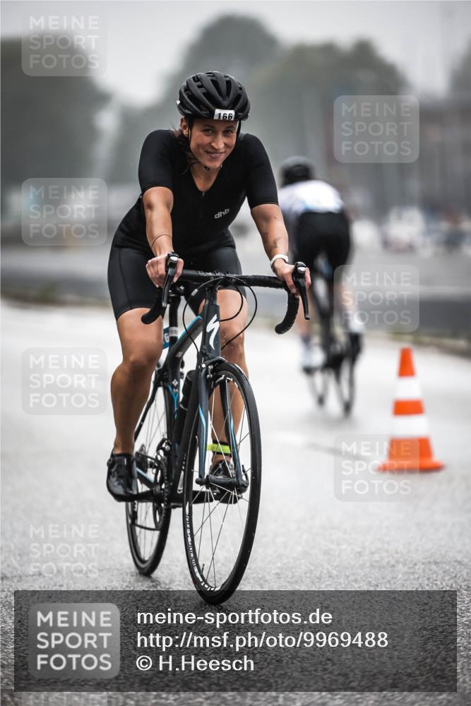 16.08.2026 - KN Förde Triathlon 2026 H.Heesch http://msf.ph/oto/9969488 16.08.2026 09:49:39 Radfahren 122, 159, 163, 166, 191, 265 meine-sportfotos.de