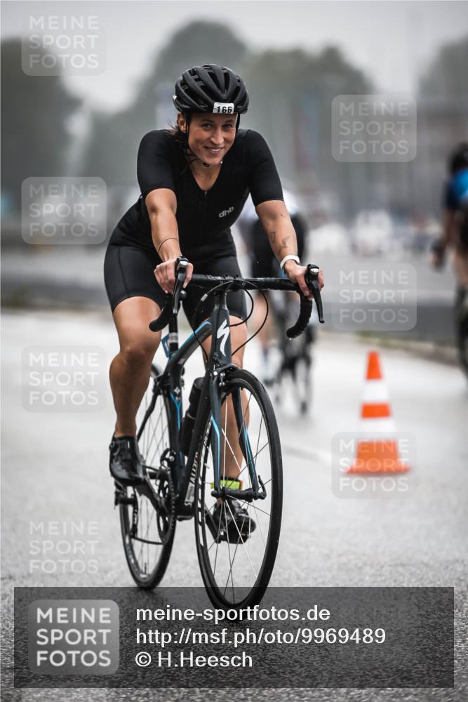 16.08.2026 - KN Förde Triathlon 2026 H.Heesch http://msf.ph/oto/9969489 16.08.2026 09:49:39 Radfahren 122, 159, 163, 166, 191, 265 meine-sportfotos.de