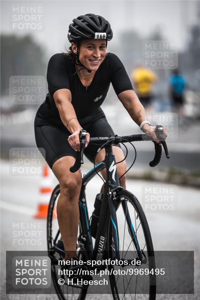 16.08.2026 - KN Förde Triathlon 2026 H.Heesch http://msf.ph/oto/9969495 16.08.2026 09:49:39 Radfahren 122, 159, 163, 166, 191, 265 meine-sportfotos.de