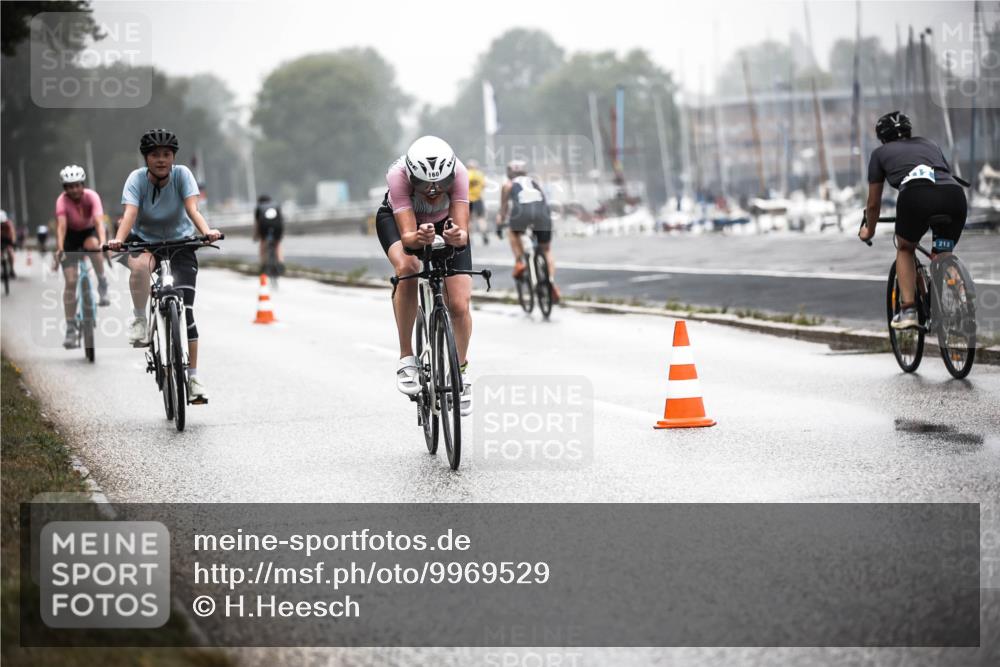 16.08.2026 - KN Förde Triathlon 2026 H.Heesch http://msf.ph/oto/9969529 16.08.2026 09:49:52 Radfahren 236, 244 meine-sportfotos.de
