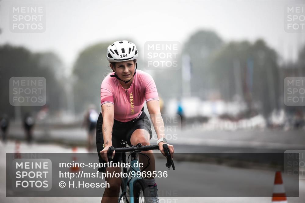16.08.2026 - KN Förde Triathlon 2026 H.Heesch http://msf.ph/oto/9969536 16.08.2026 09:49:54 Radfahren 186, 236, 244 meine-sportfotos.de