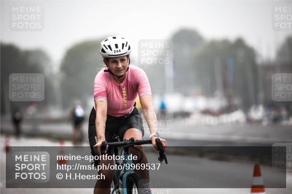16.08.2026 - KN Förde Triathlon 2026 H.Heesch http://msf.ph/oto/9969537 16.08.2026 09:49:54 Radfahren 186, 236, 244 meine-sportfotos.de