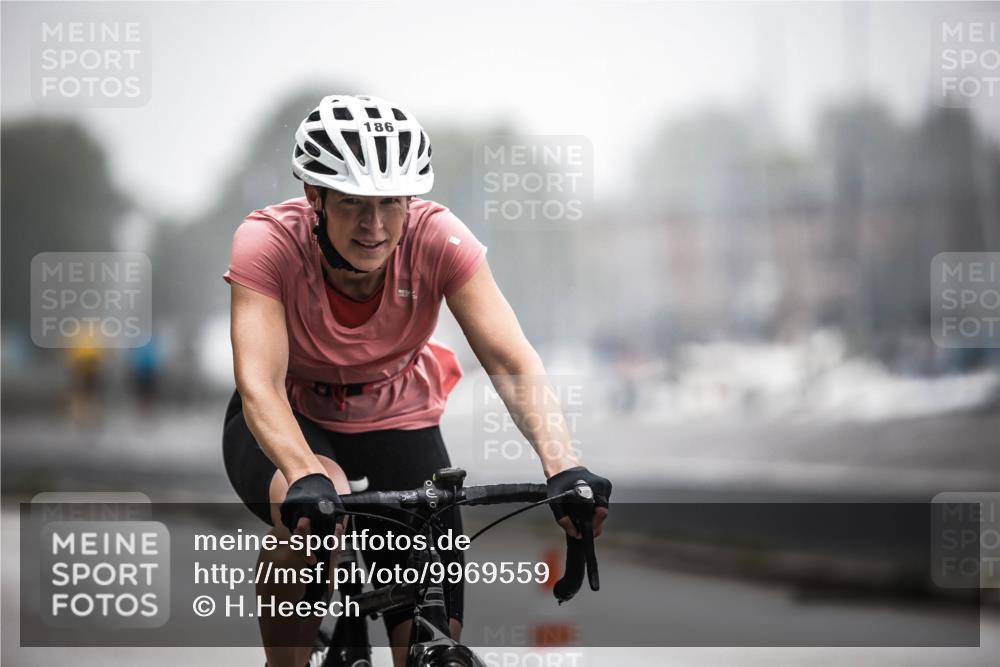16.08.2026 - KN Förde Triathlon 2026 H.Heesch http://msf.ph/oto/9969559 16.08.2026 09:49:58 Radfahren 117, 186, 244 meine-sportfotos.de