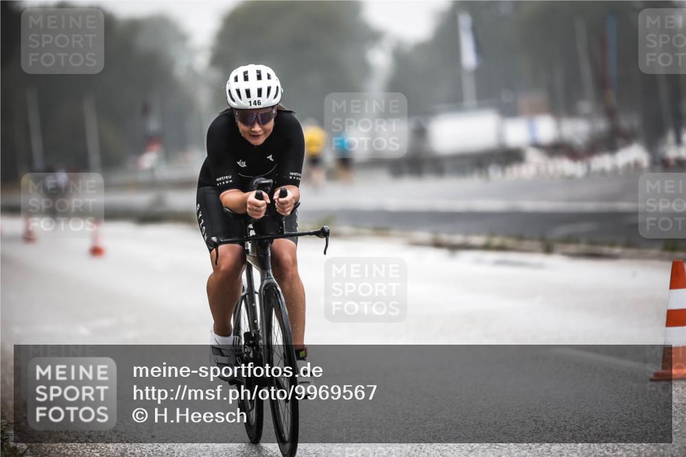 16.08.2026 - KN Förde Triathlon 2026 H.Heesch http://msf.ph/oto/9969567 16.08.2026 09:50:01 Radfahren 117, 139, 186 meine-sportfotos.de