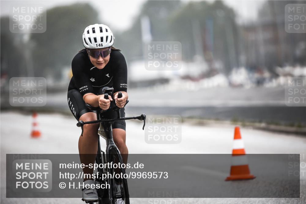 16.08.2026 - KN Förde Triathlon 2026 H.Heesch http://msf.ph/oto/9969573 16.08.2026 09:50:02 Radfahren 117, 139 meine-sportfotos.de