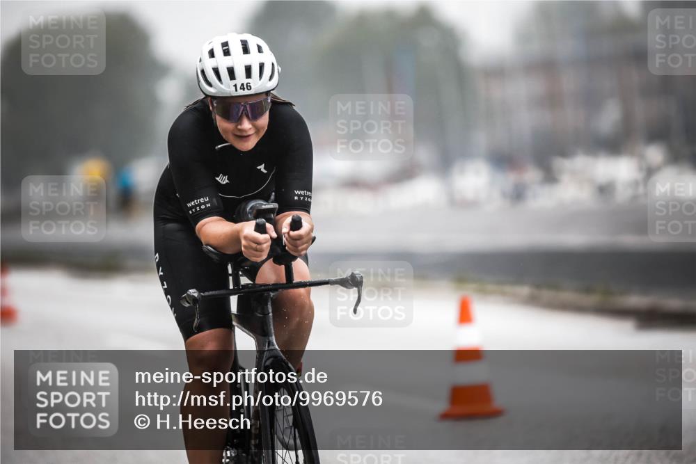 16.08.2026 - KN Förde Triathlon 2026 H.Heesch http://msf.ph/oto/9969576 16.08.2026 09:50:02 Radfahren 117, 139 meine-sportfotos.de