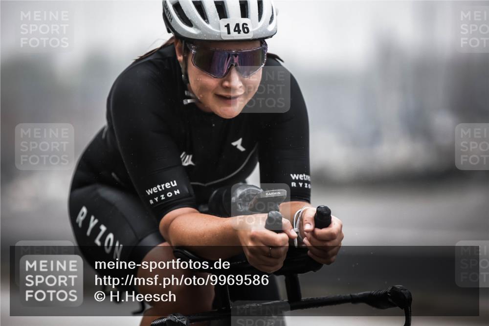 16.08.2026 - KN Förde Triathlon 2026 H.Heesch http://msf.ph/oto/9969586 16.08.2026 09:50:02 Radfahren 117, 139 meine-sportfotos.de