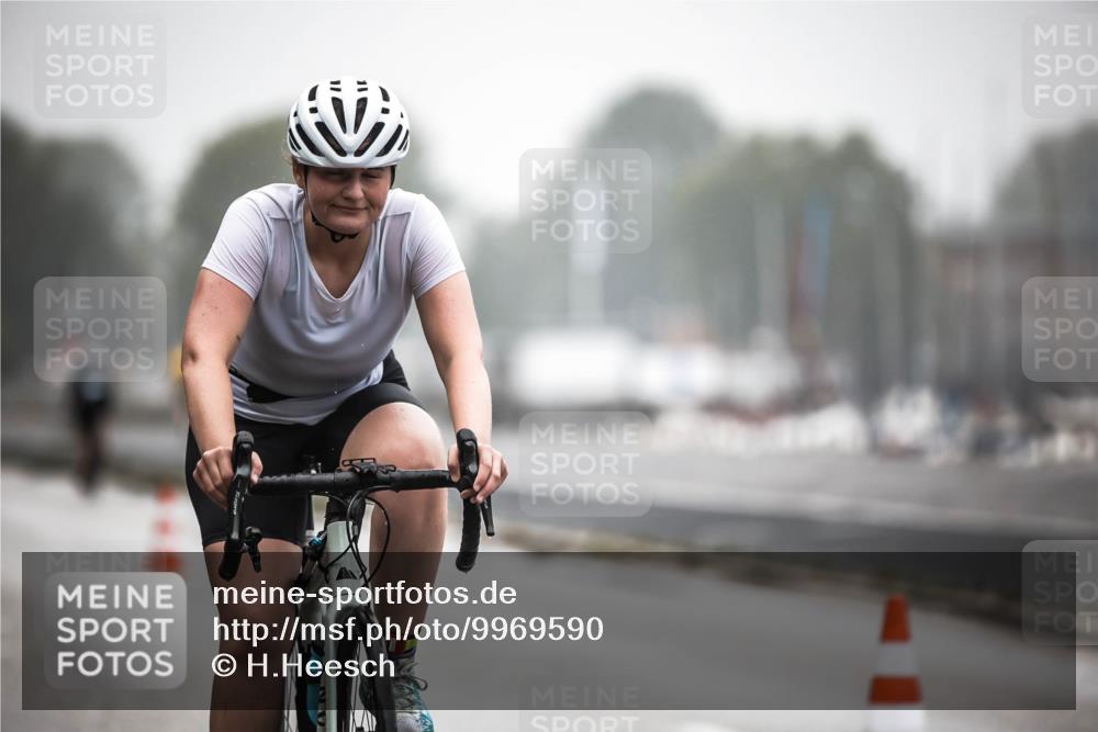 16.08.2026 - KN Förde Triathlon 2026 H.Heesch http://msf.ph/oto/9969590 16.08.2026 09:50:11 Radfahren 138, 242 meine-sportfotos.de