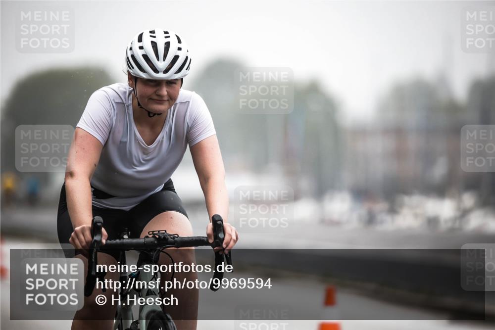 16.08.2026 - KN Förde Triathlon 2026 H.Heesch http://msf.ph/oto/9969594 16.08.2026 09:50:11 Radfahren 138, 242 meine-sportfotos.de