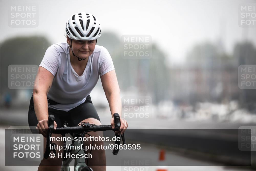 16.08.2026 - KN Förde Triathlon 2026 H.Heesch http://msf.ph/oto/9969595 16.08.2026 09:50:11 Radfahren 138, 242 meine-sportfotos.de