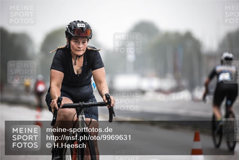 16.08.2026 - KN Förde Triathlon 2026 H.Heesch http://msf.ph/oto/9969631 16.08.2026 09:50:17 Radfahren 156, 174, 194, 239 meine-sportfotos.de