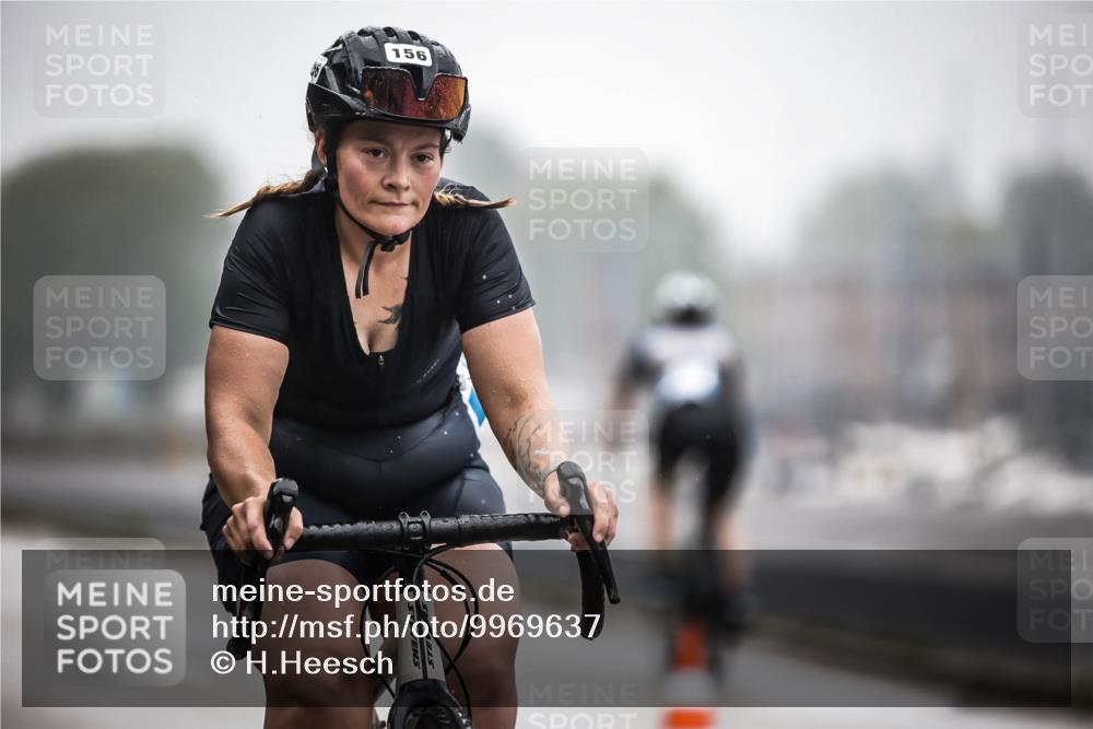 16.08.2026 - KN Förde Triathlon 2026 H.Heesch http://msf.ph/oto/9969637 16.08.2026 09:50:17 Radfahren 156, 174, 194, 239 meine-sportfotos.de