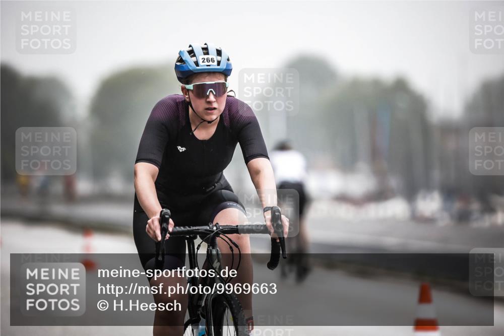 16.08.2026 - KN Förde Triathlon 2026 H.Heesch http://msf.ph/oto/9969663 16.08.2026 09:50:27 Radfahren 171, 180, 233, 263, 266 meine-sportfotos.de