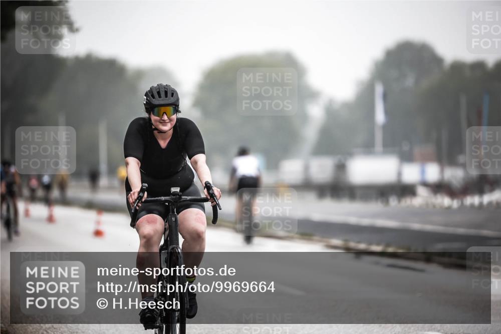 16.08.2026 - KN Förde Triathlon 2026 H.Heesch http://msf.ph/oto/9969664 16.08.2026 09:50:29 Radfahren 171, 180, 233, 234, 263, 266 meine-sportfotos.de
