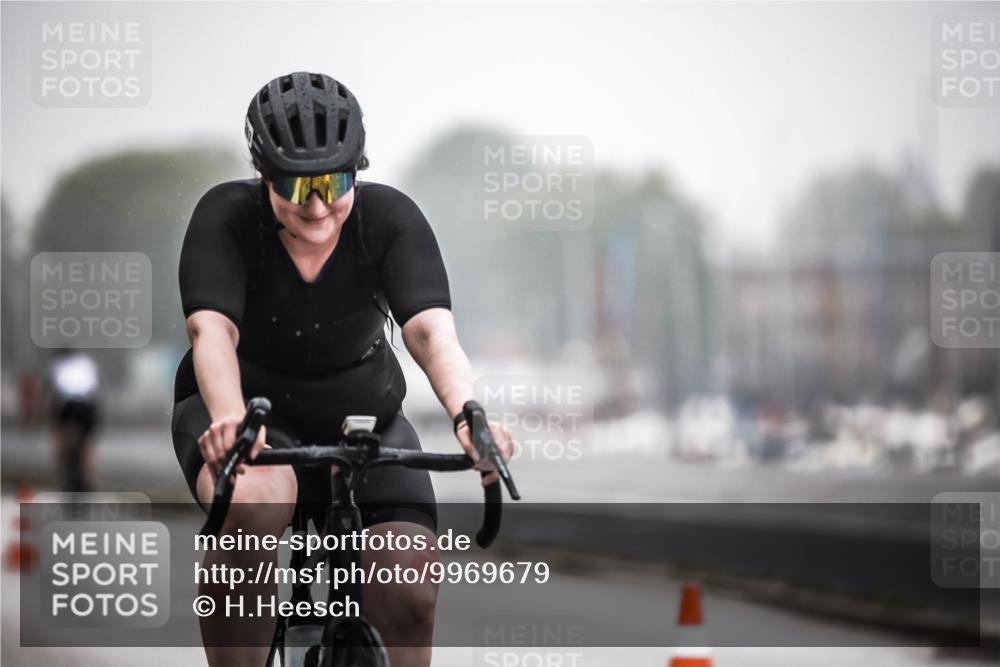 16.08.2026 - KN Förde Triathlon 2026 H.Heesch http://msf.ph/oto/9969679 16.08.2026 09:50:30 Radfahren 171, 180, 233, 234, 263, 266 meine-sportfotos.de