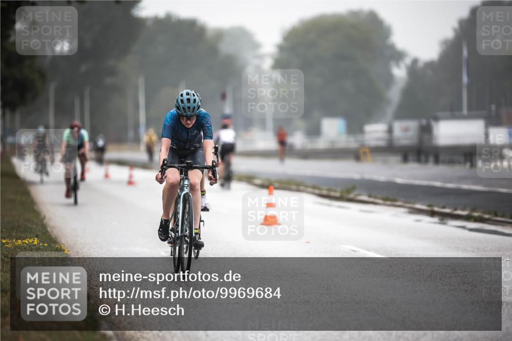 16.08.2026 - KN Förde Triathlon 2026 H.Heesch http://msf.ph/oto/9969684 16.08.2026 09:50:32 Radfahren 123, 171, 233, 234, 263 meine-sportfotos.de