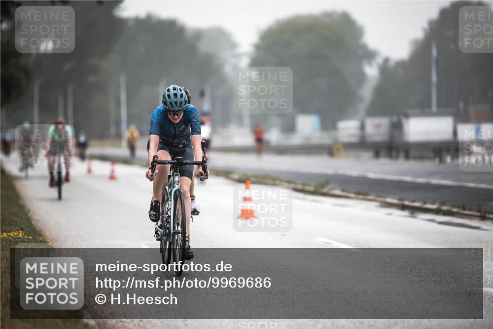 16.08.2026 - KN Förde Triathlon 2026 H.Heesch http://msf.ph/oto/9969686 16.08.2026 09:50:32 Radfahren 123, 171, 233, 234, 263 meine-sportfotos.de