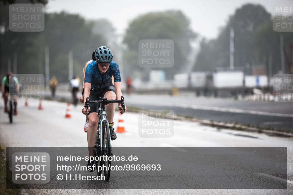 16.08.2026 - KN Förde Triathlon 2026 H.Heesch http://msf.ph/oto/9969693 16.08.2026 09:50:32 Radfahren 123, 171, 233, 234, 263 meine-sportfotos.de