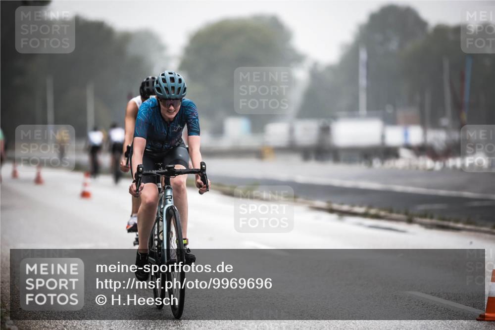16.08.2026 - KN Förde Triathlon 2026 H.Heesch http://msf.ph/oto/9969696 16.08.2026 09:50:32 Radfahren 123, 171, 233, 234, 263 meine-sportfotos.de
