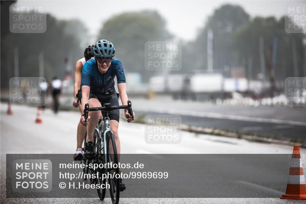 16.08.2026 - KN Förde Triathlon 2026 H.Heesch http://msf.ph/oto/9969699 16.08.2026 09:50:32 Radfahren 123, 171, 233, 234, 263 meine-sportfotos.de