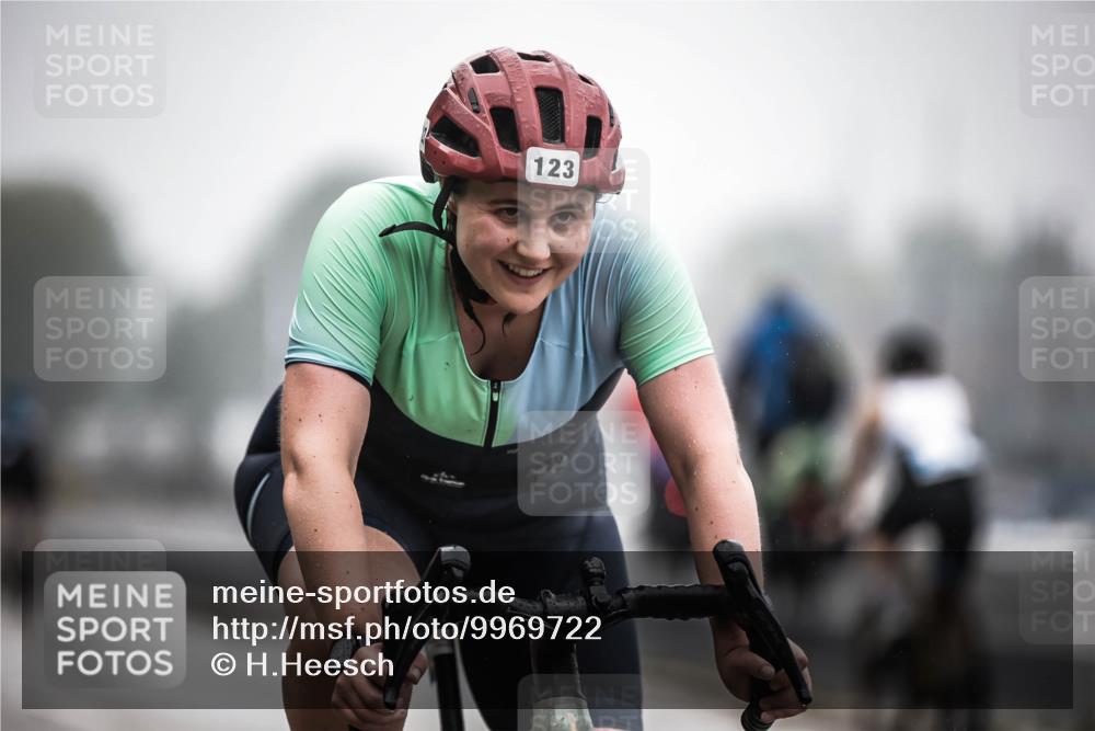 16.08.2026 - KN Förde Triathlon 2026 H.Heesch http://msf.ph/oto/9969722 16.08.2026 09:50:38 Radfahren 123, 126, 148, 217, 228 meine-sportfotos.de
