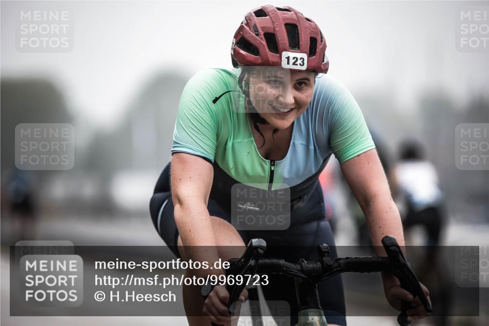 16.08.2026 - KN Förde Triathlon 2026 H.Heesch http://msf.ph/oto/9969723 16.08.2026 09:50:38 Radfahren 123, 126, 148, 217, 228 meine-sportfotos.de