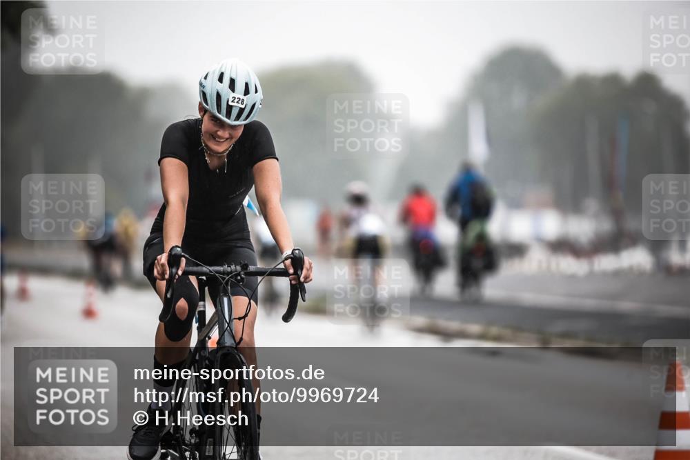 16.08.2026 - KN Förde Triathlon 2026 H.Heesch http://msf.ph/oto/9969724 16.08.2026 09:50:41 Radfahren 126, 148, 211, 217, 228 meine-sportfotos.de