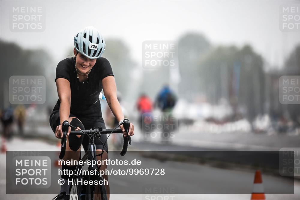 16.08.2026 - KN Förde Triathlon 2026 H.Heesch http://msf.ph/oto/9969728 16.08.2026 09:50:42 Radfahren 126, 148, 211, 217, 228 meine-sportfotos.de