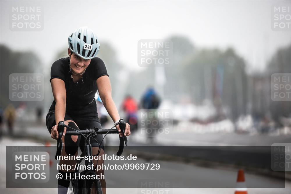 16.08.2026 - KN Förde Triathlon 2026 H.Heesch http://msf.ph/oto/9969729 16.08.2026 09:50:42 Radfahren 126, 148, 211, 217, 228 meine-sportfotos.de