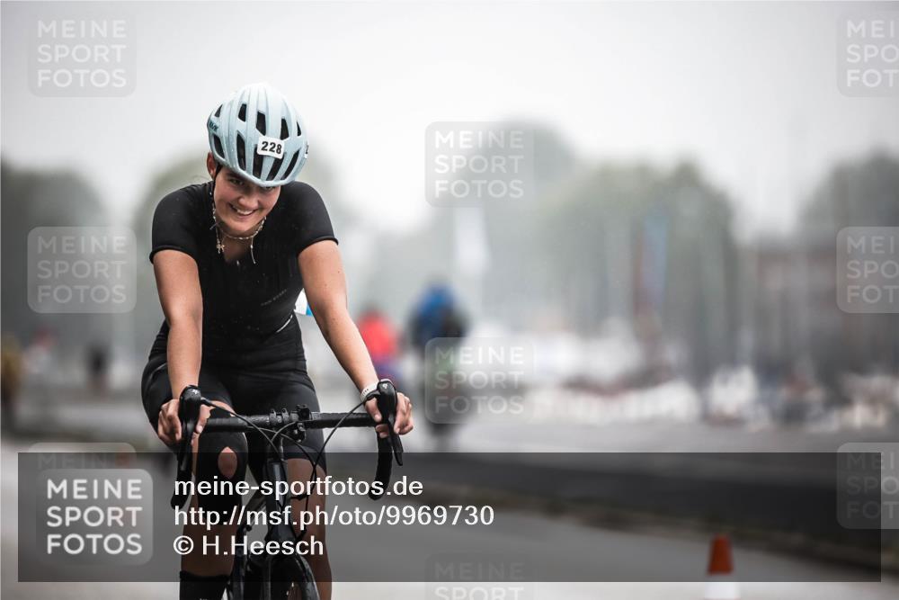 16.08.2026 - KN Förde Triathlon 2026 H.Heesch http://msf.ph/oto/9969730 16.08.2026 09:50:42 Radfahren 126, 148, 211, 217, 228 meine-sportfotos.de