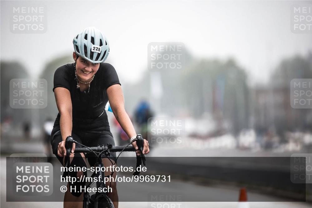 16.08.2026 - KN Förde Triathlon 2026 H.Heesch http://msf.ph/oto/9969731 16.08.2026 09:50:42 Radfahren 126, 148, 211, 217, 228 meine-sportfotos.de