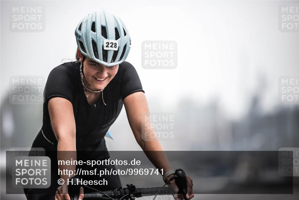 16.08.2026 - KN Förde Triathlon 2026 H.Heesch http://msf.ph/oto/9969741 16.08.2026 09:50:42 Radfahren 126, 148, 211, 217, 228 meine-sportfotos.de