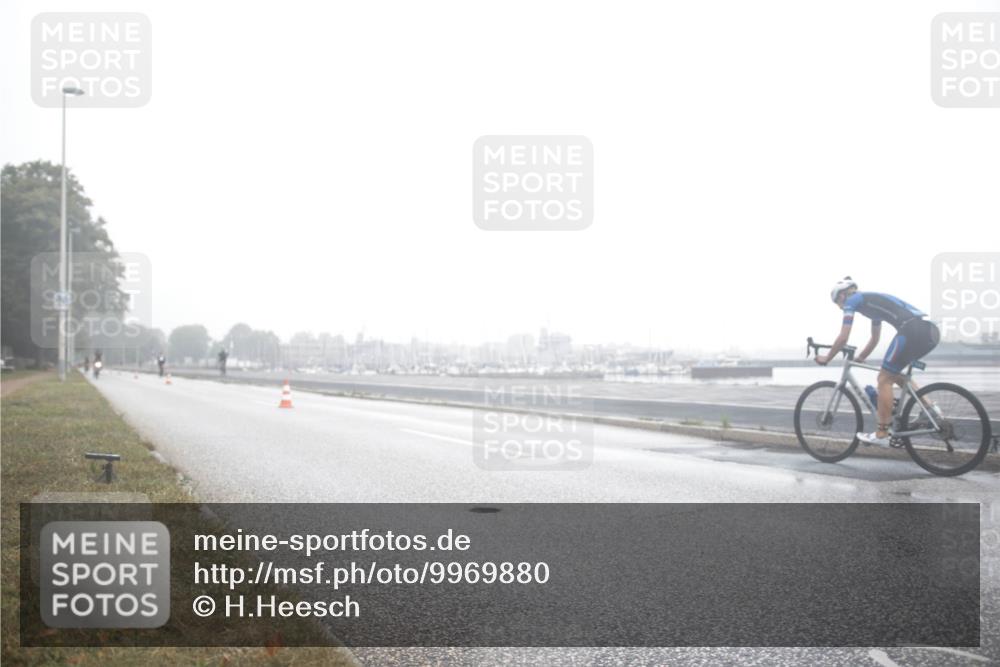 16.08.2026 - KN Förde Triathlon 2026 H.Heesch http://msf.ph/oto/9969880 16.08.2026 09:41:21 Radfahren 205, 233, 234, 240, 256 meine-sportfotos.de