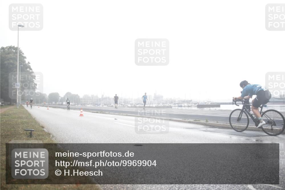 16.08.2026 - KN Förde Triathlon 2026 H.Heesch http://msf.ph/oto/9969904 16.08.2026 09:42:24 Radfahren 179, 217 meine-sportfotos.de