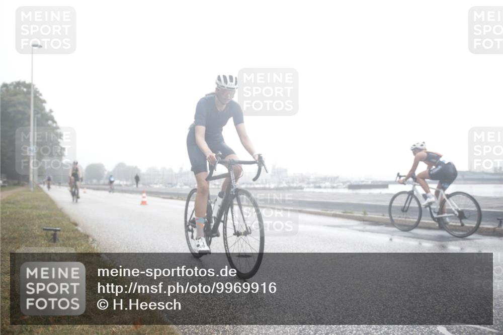 16.08.2026 - KN Förde Triathlon 2026 H.Heesch http://msf.ph/oto/9969916 16.08.2026 09:43:02 Radfahren 133, 140, 214, 219, 223 meine-sportfotos.de