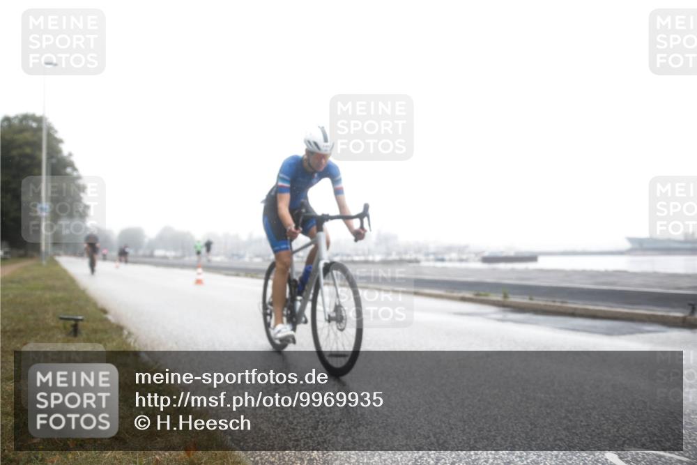 16.08.2026 - KN Förde Triathlon 2026 H.Heesch http://msf.ph/oto/9969935 16.08.2026 09:43:49 Radfahren 135, 149, 150, 193 meine-sportfotos.de