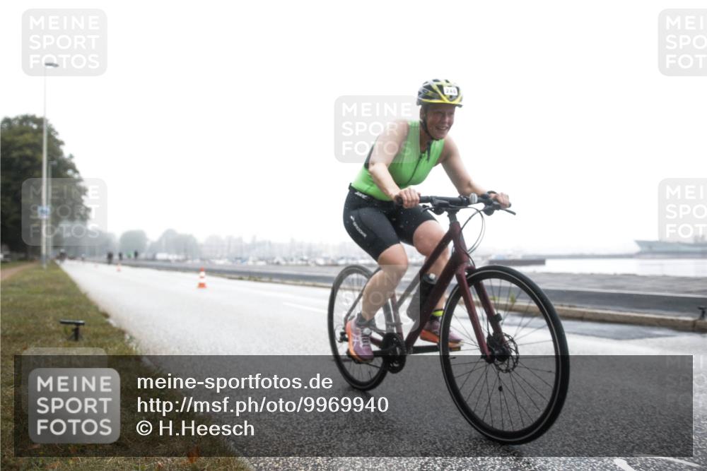 16.08.2026 - KN Förde Triathlon 2026 H.Heesch http://msf.ph/oto/9969940 16.08.2026 09:44:05 Radfahren 240, 247, 248, 262 meine-sportfotos.de