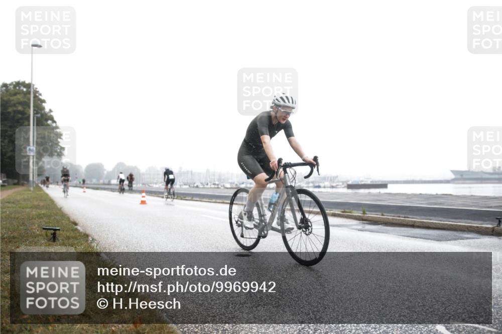 16.08.2026 - KN Förde Triathlon 2026 H.Heesch http://msf.ph/oto/9969942 16.08.2026 09:44:12 Radfahren 130, 131, 235, 245, 247, 251, 805 meine-sportfotos.de