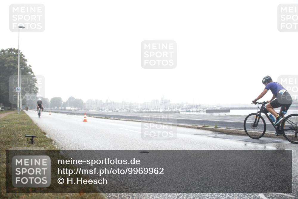 16.08.2026 - KN Förde Triathlon 2026 H.Heesch http://msf.ph/oto/9969962 16.08.2026 09:45:25 Radfahren 120, 155, 238, 243, 252 meine-sportfotos.de
