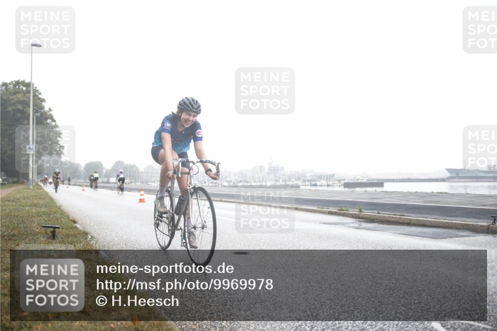 16.08.2026 - KN Förde Triathlon 2026 H.Heesch http://msf.ph/oto/9969978 16.08.2026 09:45:40 Radfahren 114, 143, 145, 147, 153, 182, 250 meine-sportfotos.de
