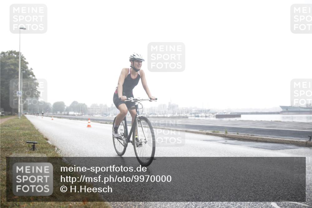 16.08.2026 - KN Förde Triathlon 2026 H.Heesch http://msf.ph/oto/9970000 16.08.2026 09:46:03 Radfahren 175, 195, 219, 223 meine-sportfotos.de